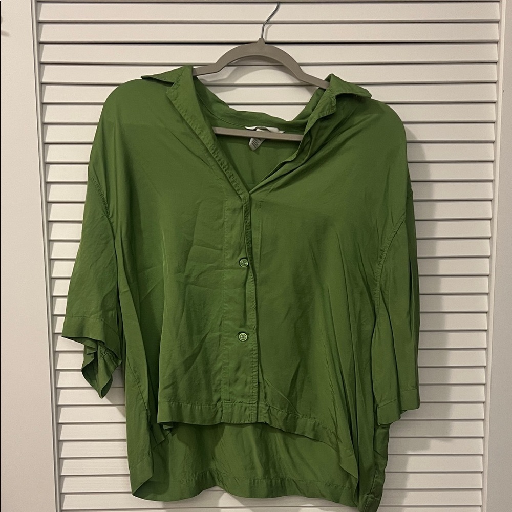 H&M Olive Green Women's Button-Down Short-Sleeved Shirt